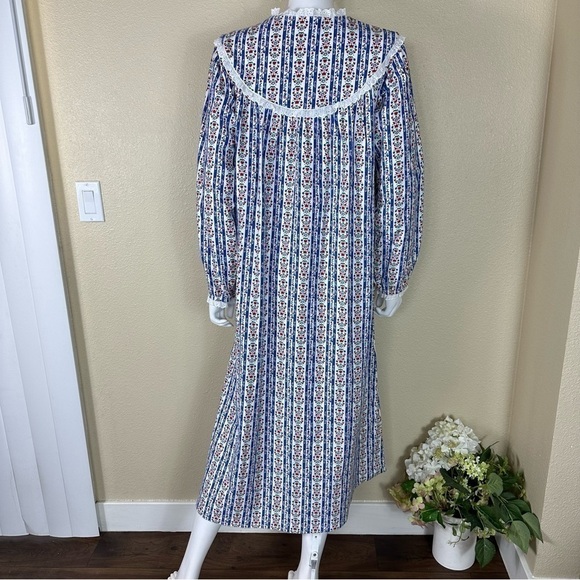 Lanz of Salzburg Sz S Nightgown Classic Blue Tyrolean Stripe Flannel NWOT - Picture 8 of 16